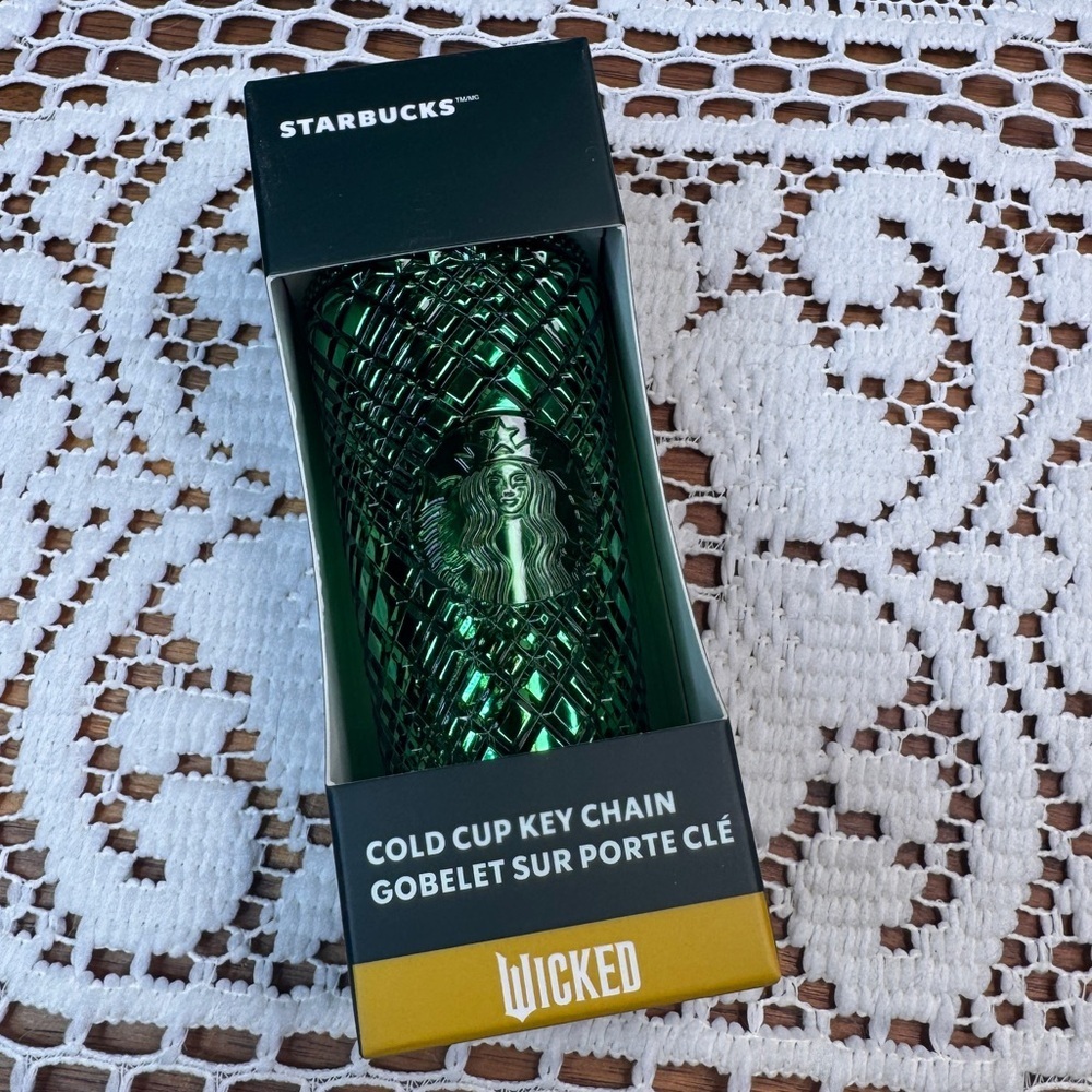 Starbucks Wicked Cold Cup Green Opens
